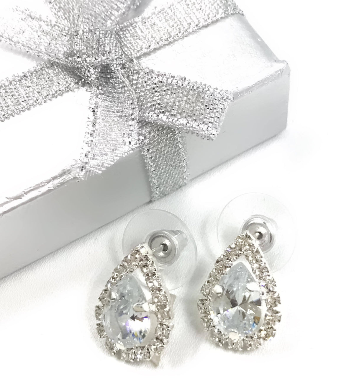 Earrings, Graceful rhinestone drop