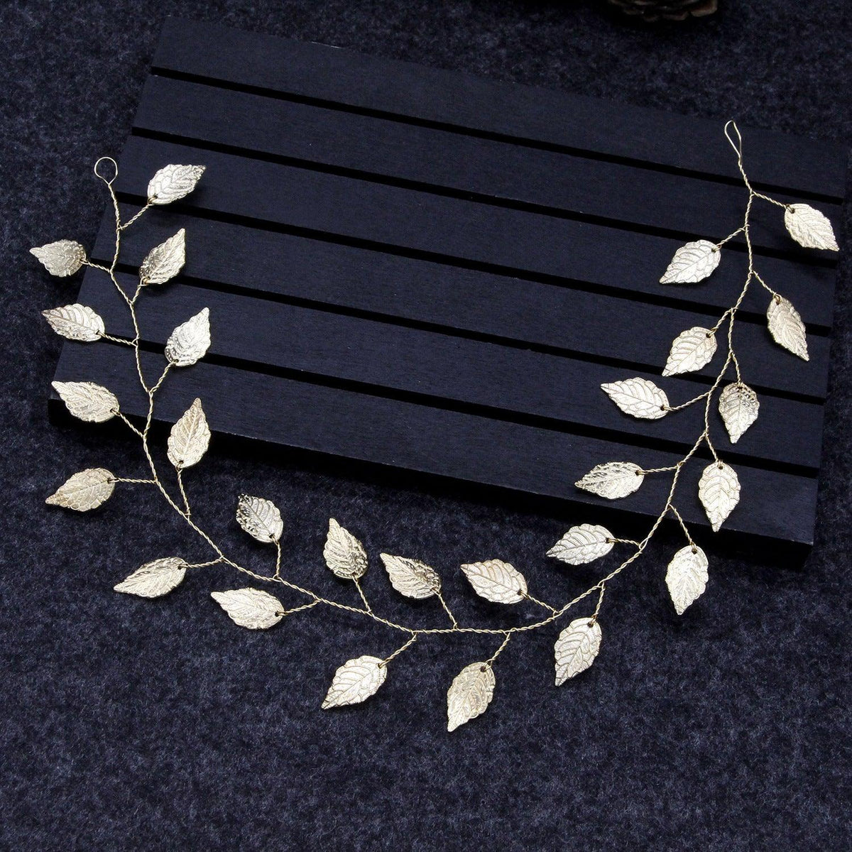 Hair ornament, headband/ROMANCE, Minimalistic Gold Twine