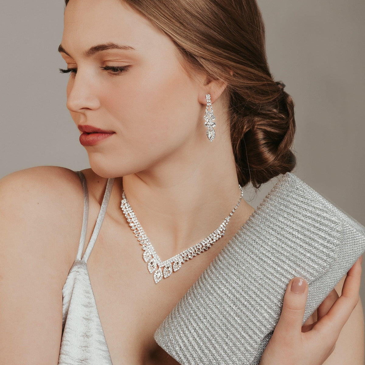 Strassikaulakoru, ROMANCE|Felicia Necklace