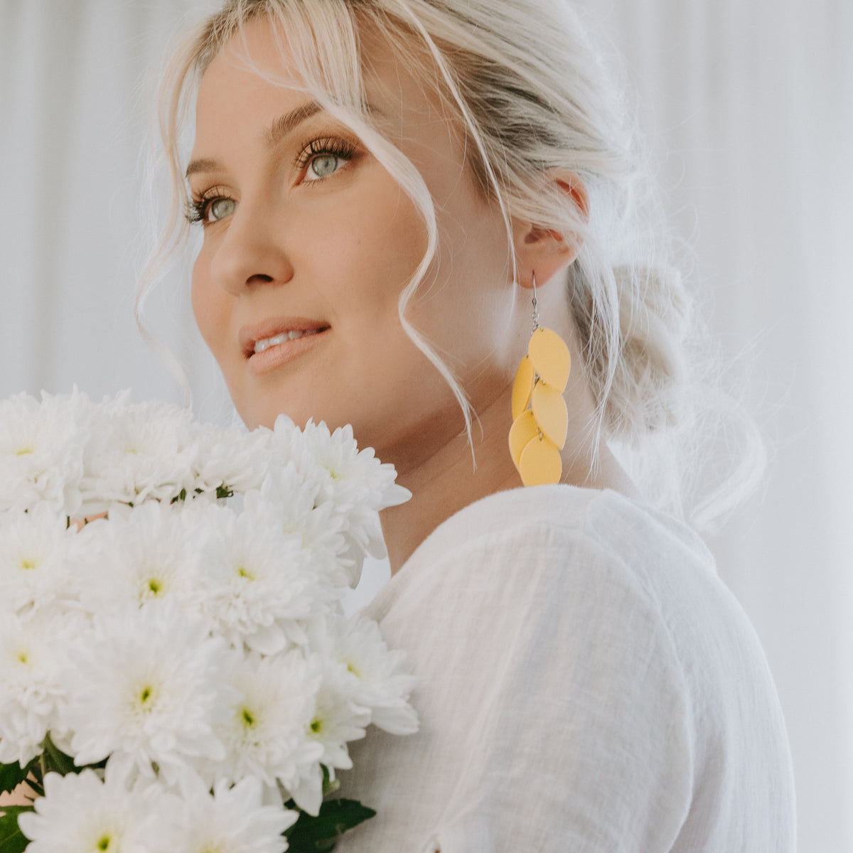 LEMPI earrings, Grain (warm yellow)