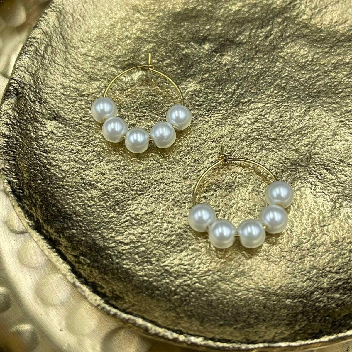 Jolie handmade pearl rings (white, small)