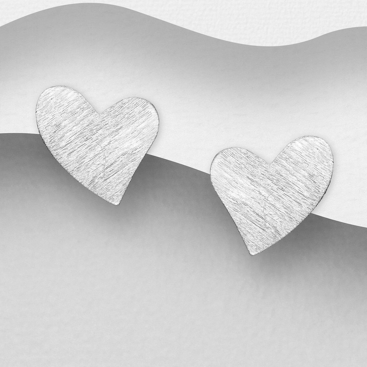 PREMIUM COLLECTION | Josefin silver heart earrings with a matte finish