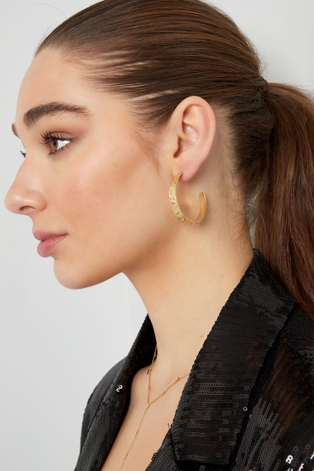 FRENCH RIVIERA | Éclat Hoops – embossed surgical steel rings