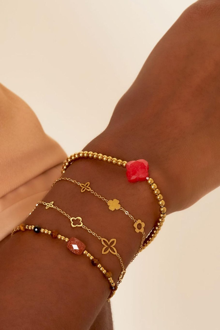 FRENCH RIVIERA | Lucky Petals - graceful lucky clover bracelet made of surgical steel