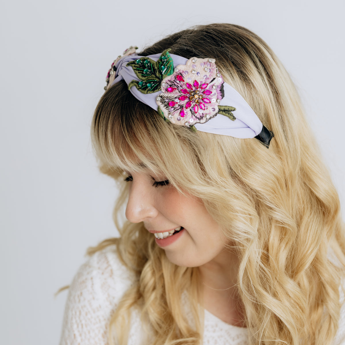 SUGAR SUGAR®, Mystic Bloom – embroidered satin headband with rhinestones (lavender)