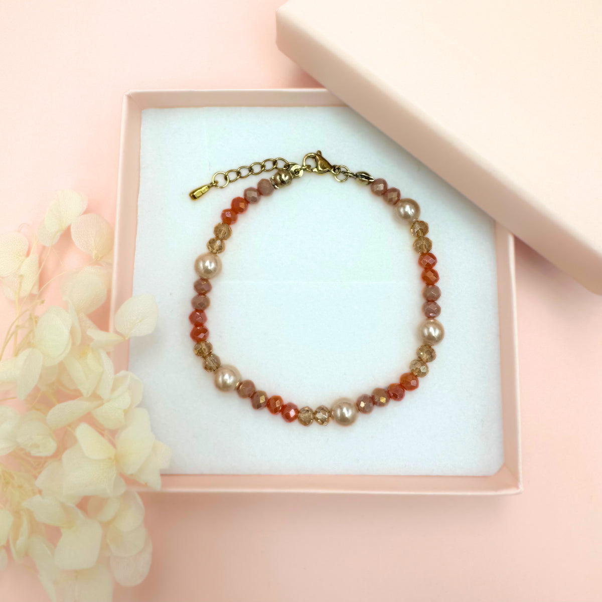 Jolie Sunset Handmade Bracelet (Sunset Tones, Gold)