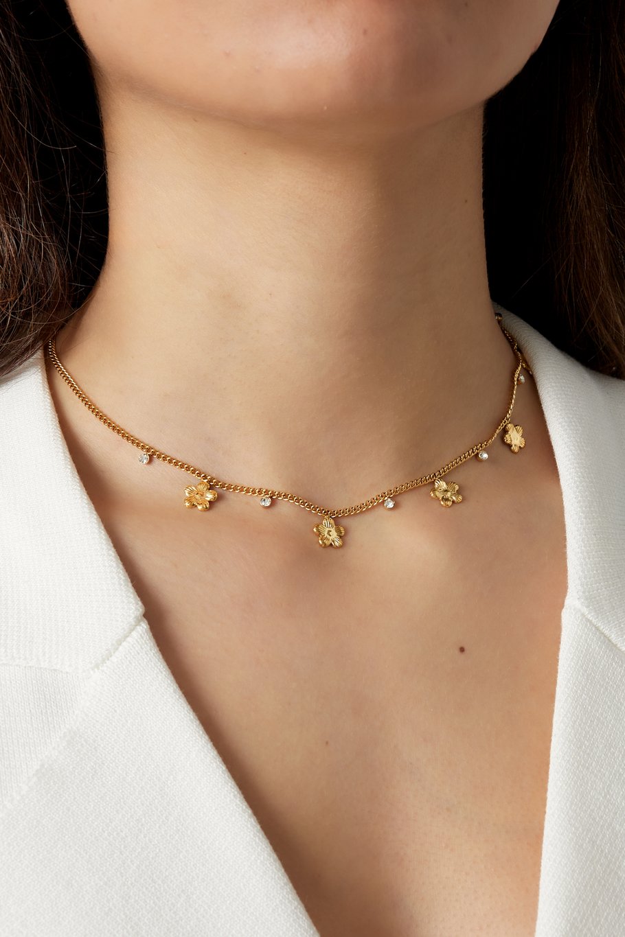 FRENCH RIVIERA | Bloom Necklace -kukkakoristeinen kirurginteräskaulakoru (kulta)