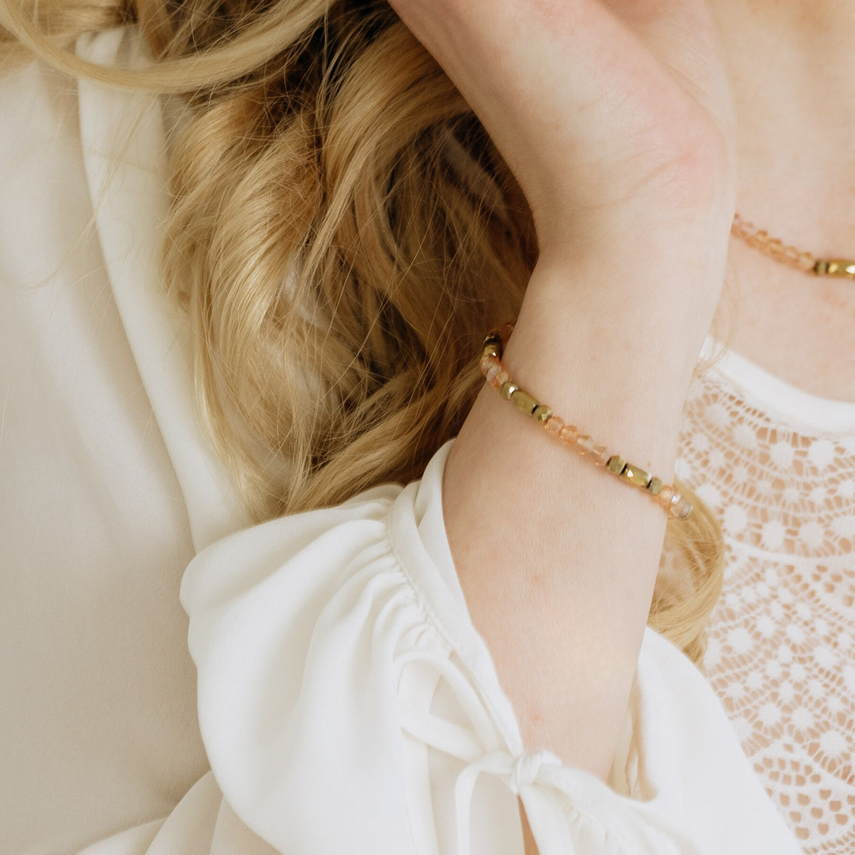 Jolie Sand handmade bracelet (sand tones, gold)