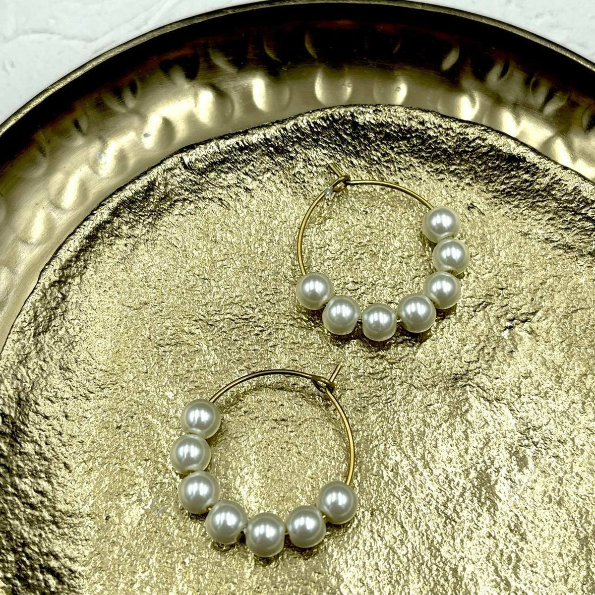Jolie handmade pearl rings (ivory, medium)
