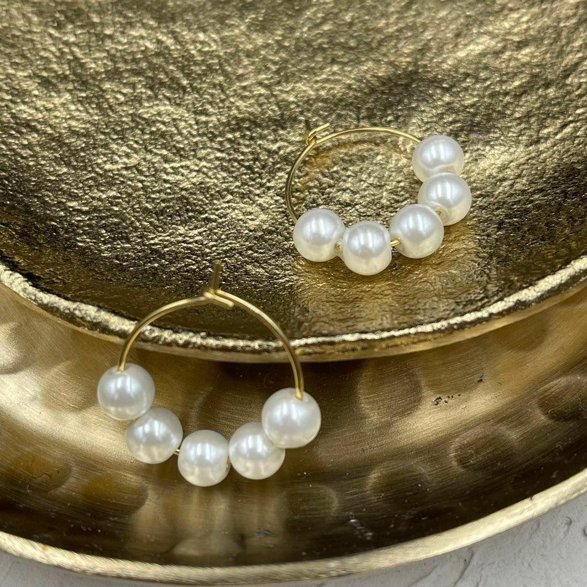 Jolie handmade pearl rings (white, small)