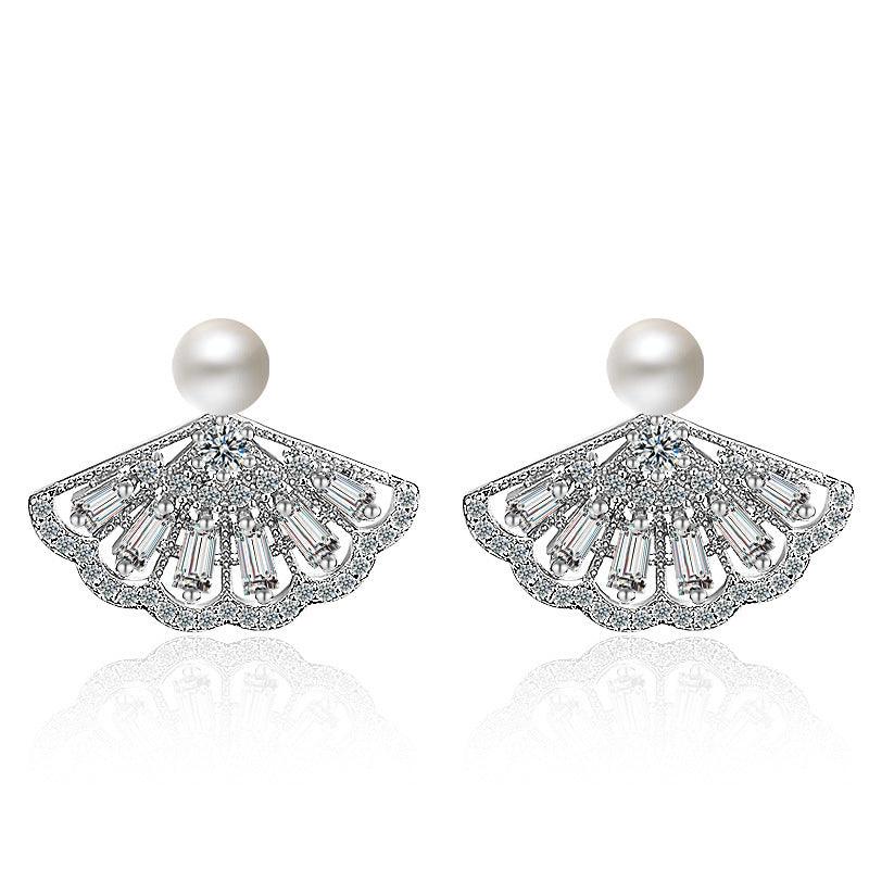 FRENCH RIVIERA|Petal Earrings -hopeanväriset juhlakorvakorut