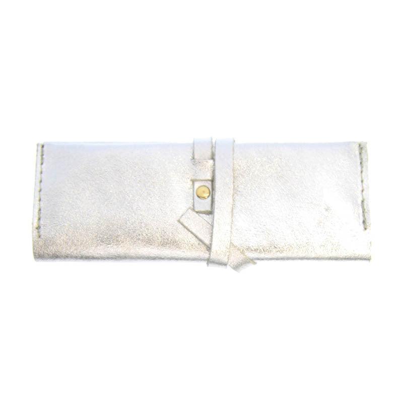 Pochette à bijoux Harmony  -nahkainen korujen säilytyskäärö (hopea)