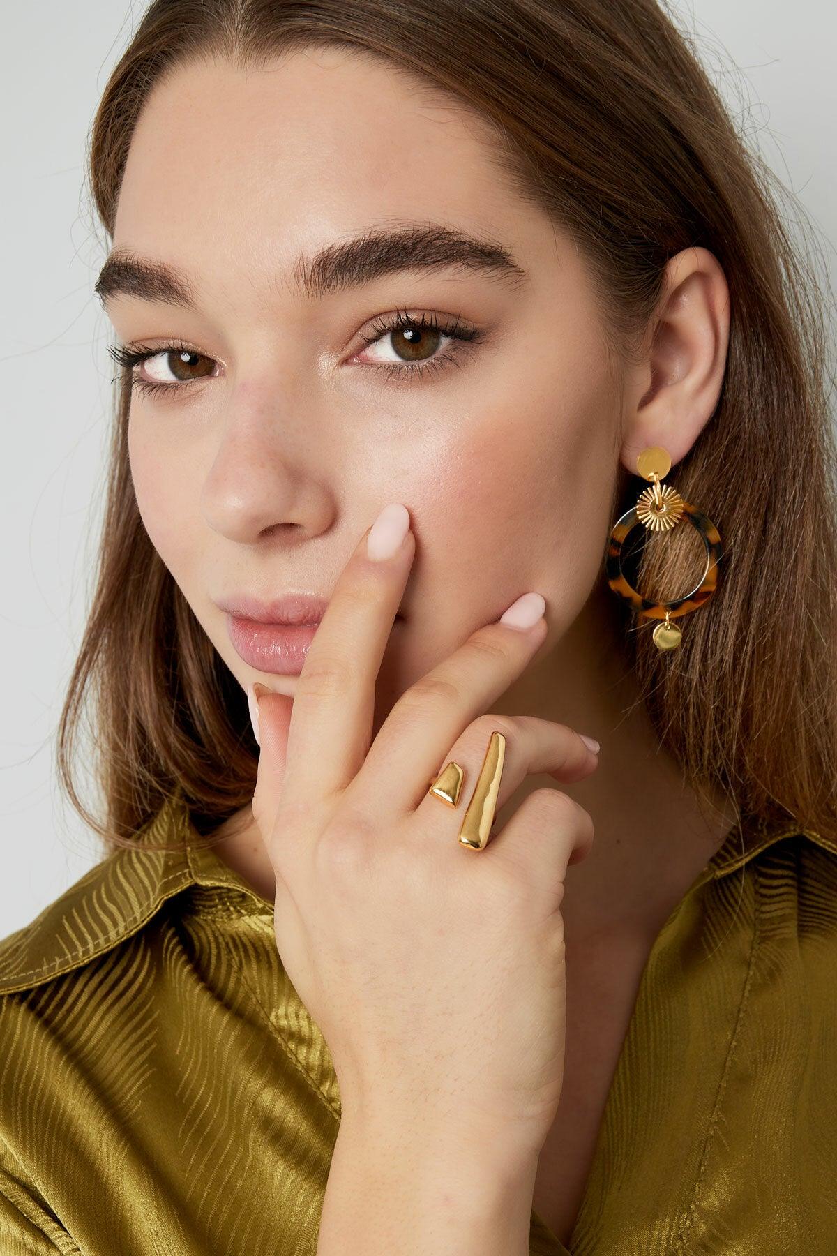 FRENCH RIVIERA | Ida Ring in Gold -kivetön sormus kirurginterästä