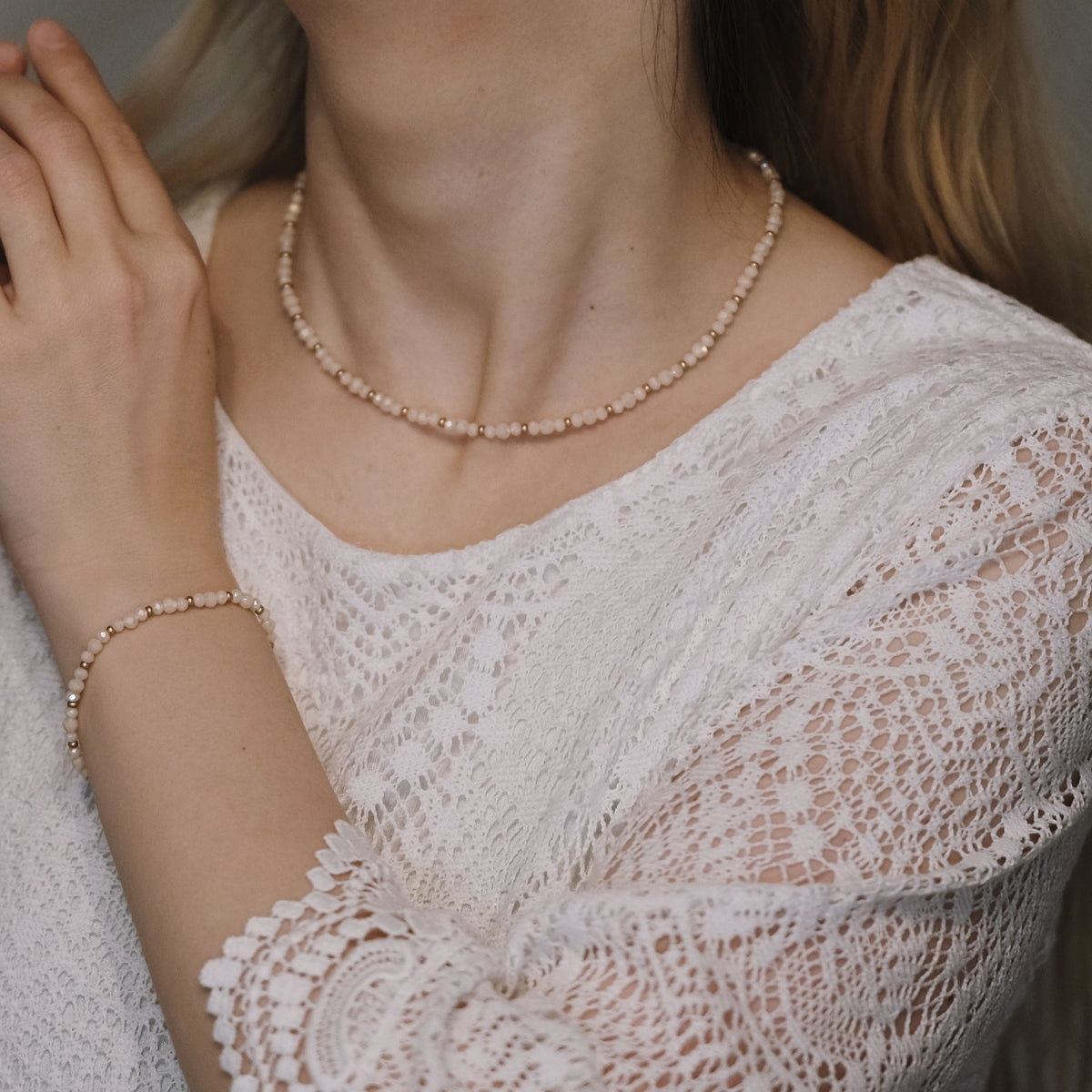 Jolie Soft Powder - handmade powder-toned pearl necklace