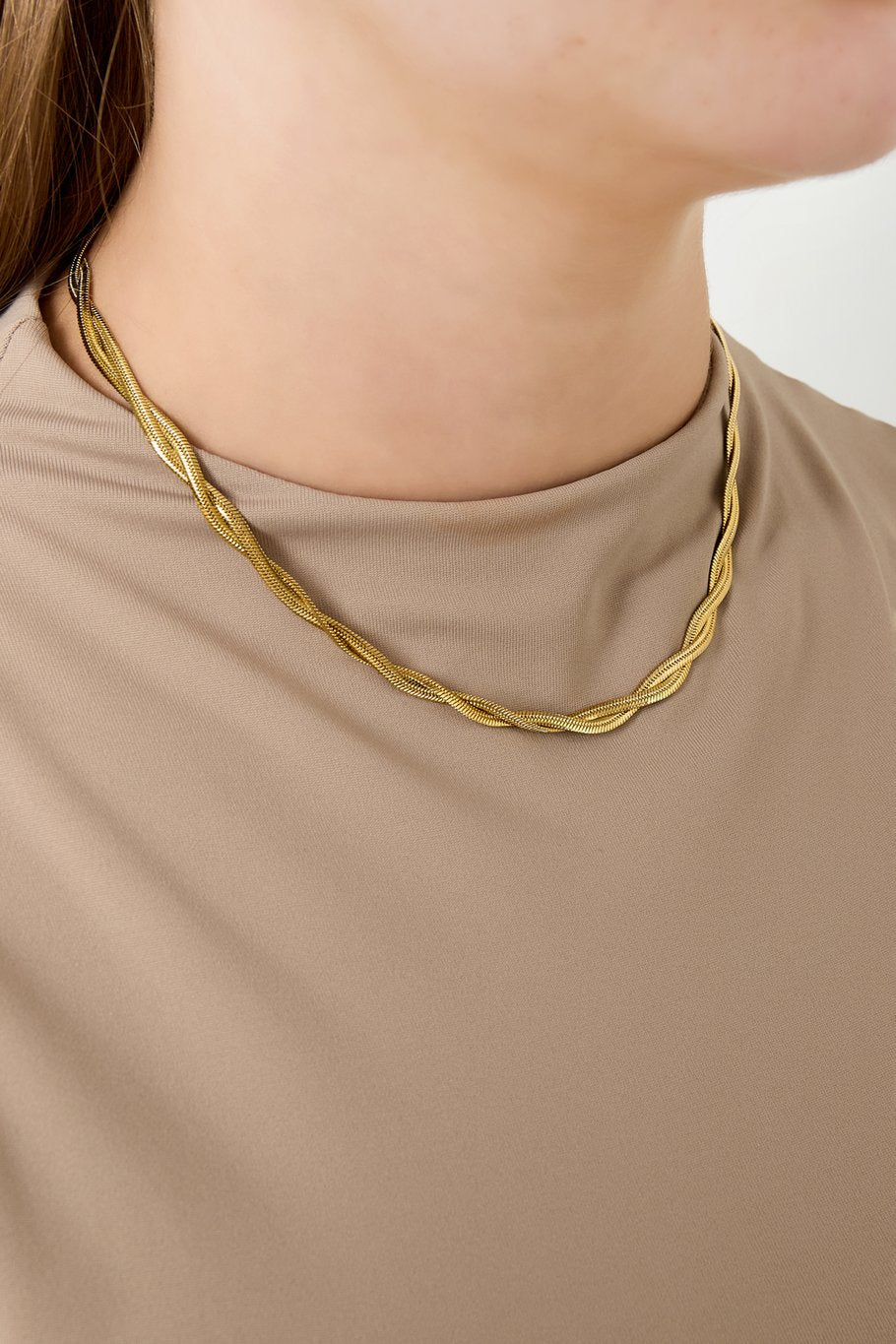 French Riviera | Serena – twisted surgical steel necklace (gold) 