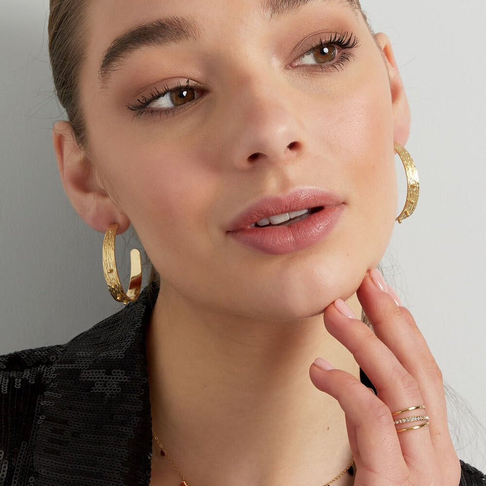 FRENCH RIVIERA | Éclat Hoops – embossed surgical steel rings