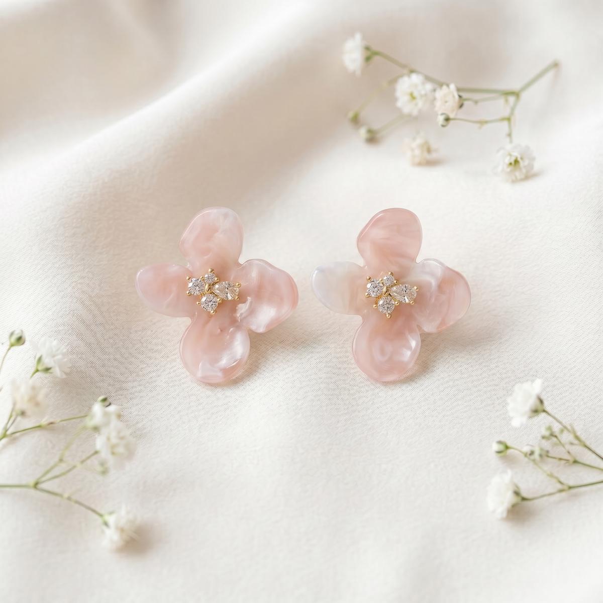 FRENCH RIVIERA | Amour Coeur Mini – heart earrings 