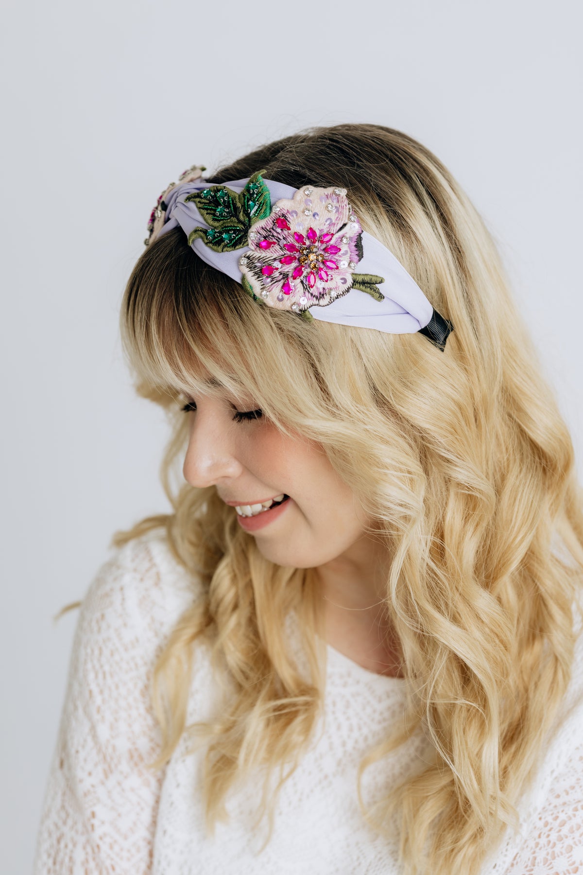 SUGAR SUGAR®, Mystic Bloom – embroidered satin headband with rhinestones (lavender)