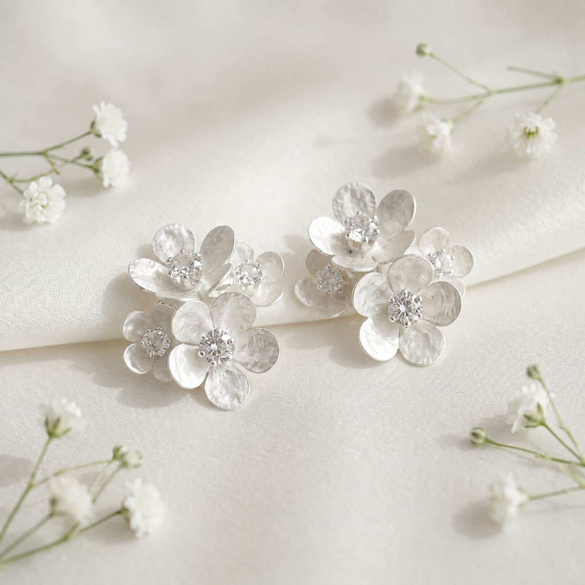 FRENCH RIVIERA | Amour Coeur Mini – heart earrings 