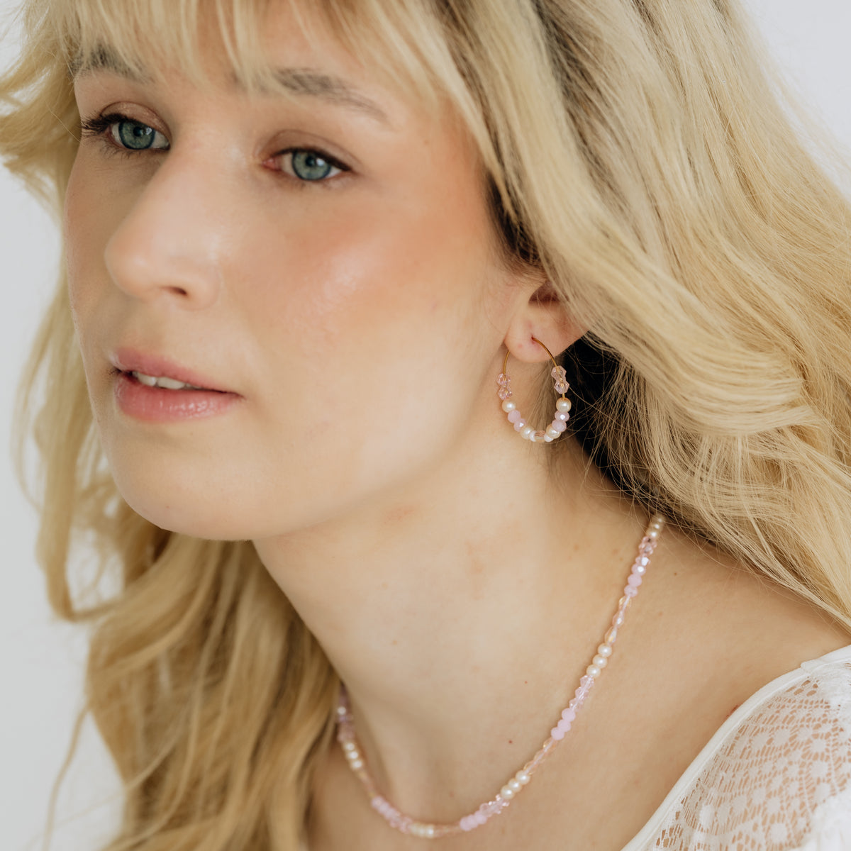 Jolie Rose handmade necklace (shades of pink, gold)