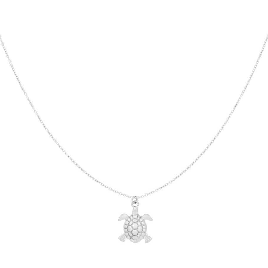 FRENCH RIVIERA | Isla Turtle – a graceful turtle necklace made of surgical steel (silver) 