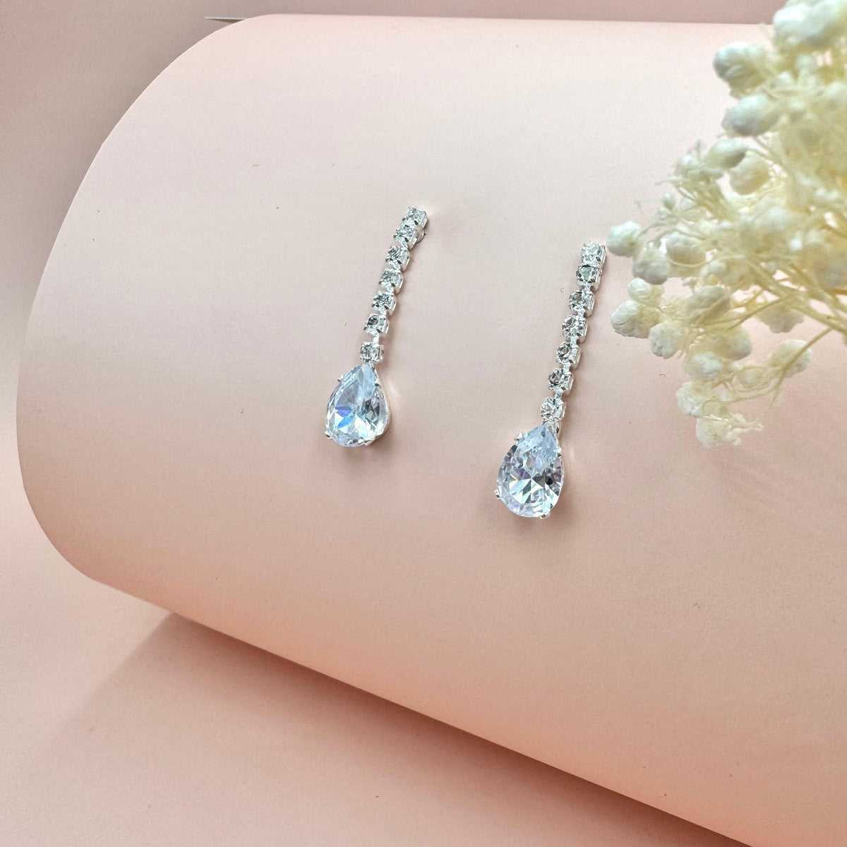 ROMANCE | Genevieve silver-colored party earrings with cubic zirconia
