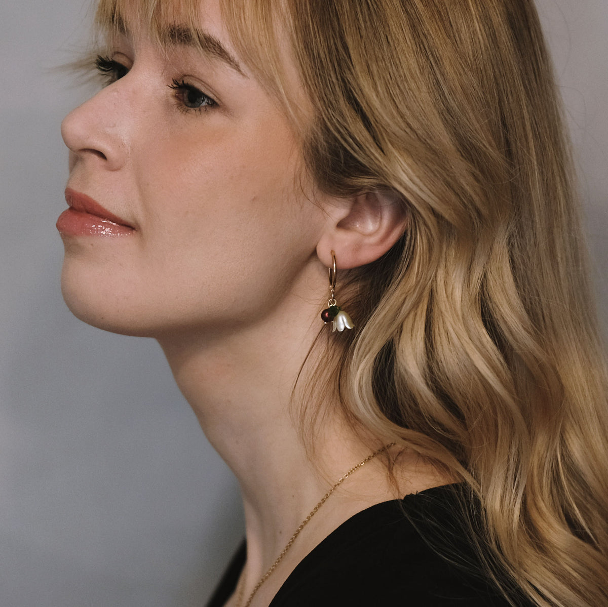 Floréa Christmas berry handmade flower earrings