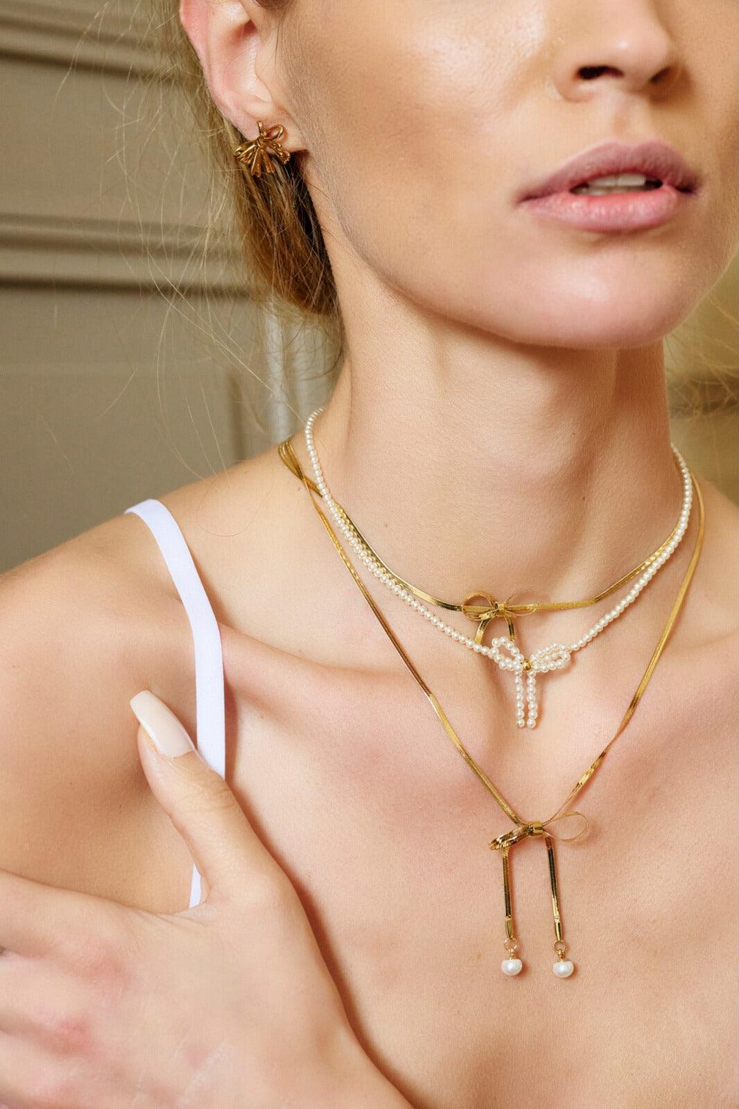 FRENCH RIVIERA | Fiona surgical steel necklace with bow