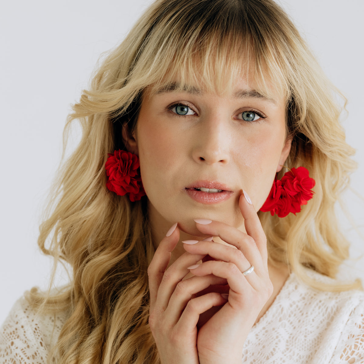 FRENCH RIVIERA | Jasmine flower earrings (black)