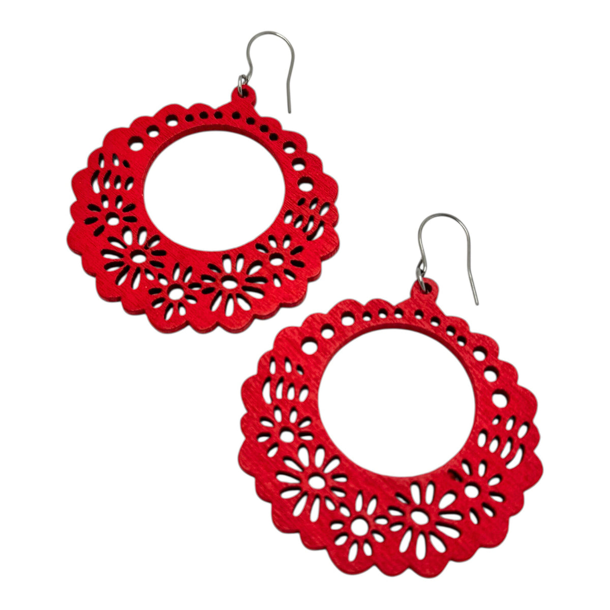 Laceberry – wooden red lace earrings
