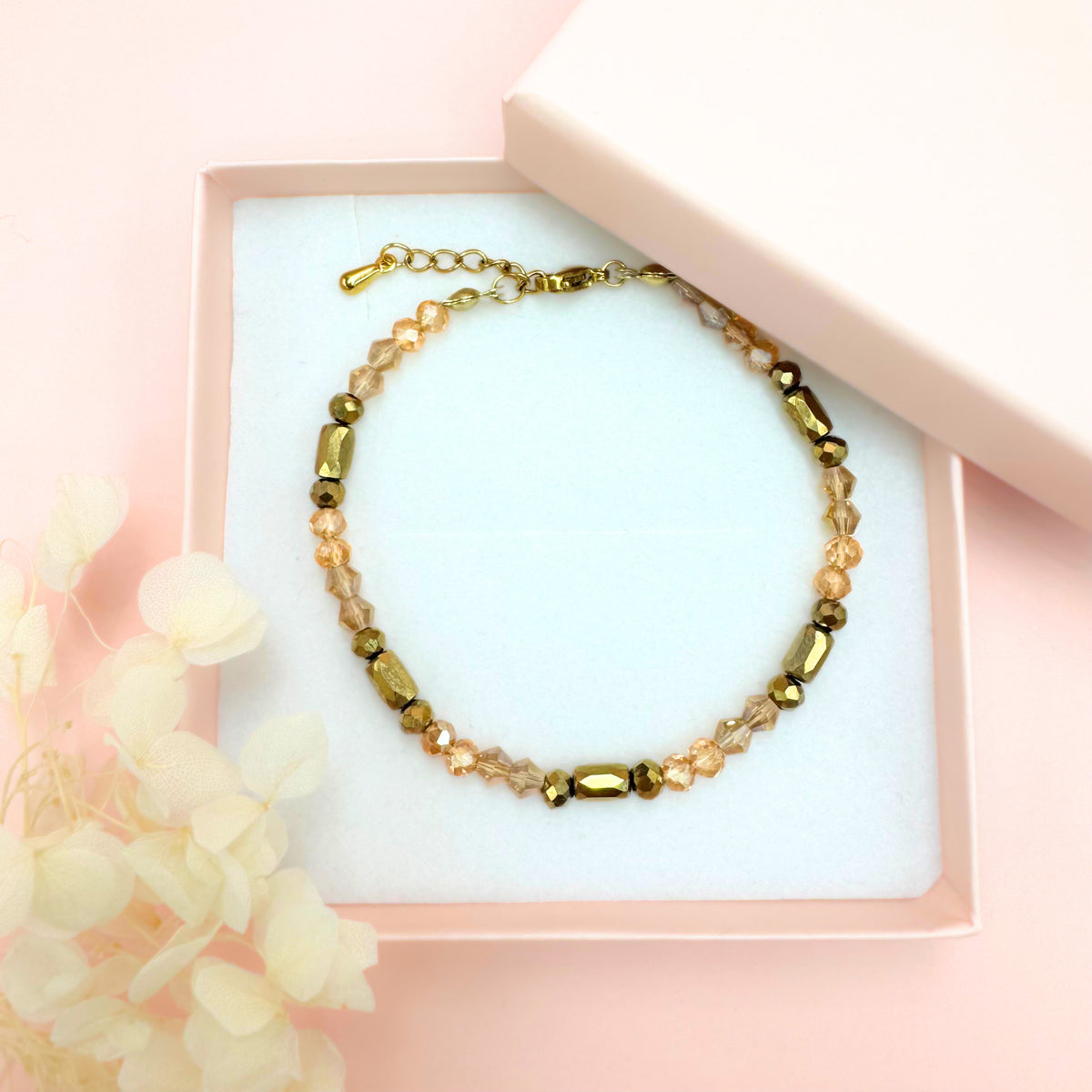 Jolie Sand handmade bracelet (sand tones, gold)